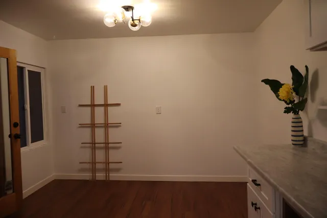 a view of a porch of the house