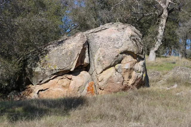 a view of mountain view with lots of trees