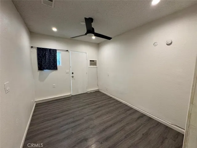 $815,000 | 24389 La Glorita Circle, Newhall, CA 91321