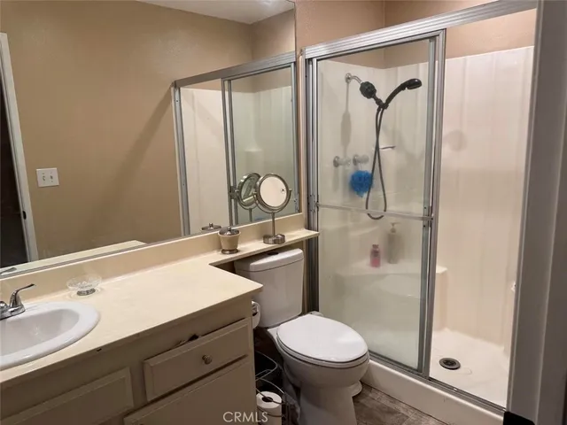 $815,000 | 24389 La Glorita Circle, Newhall, CA 91321