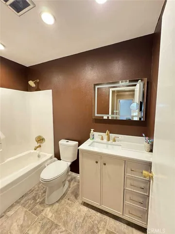 $815,000 | 24389 La Glorita Circle, Newhall, CA 91321