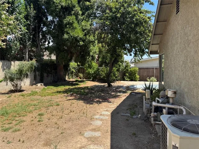 $815,000 | 24389 La Glorita Circle, Newhall, CA 91321