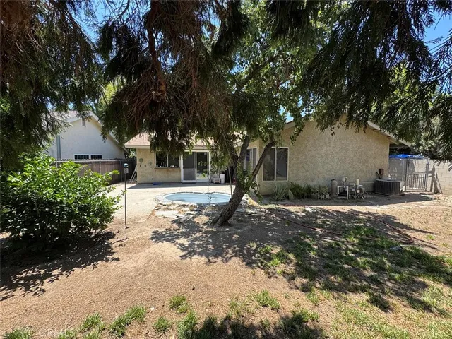 $815,000 | 24389 La Glorita Circle, Newhall, CA 91321