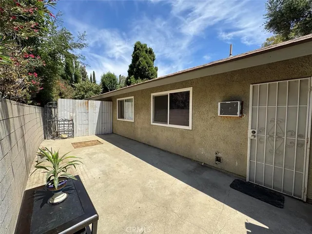 $815,000 | 24389 La Glorita Circle, Newhall, CA 91321