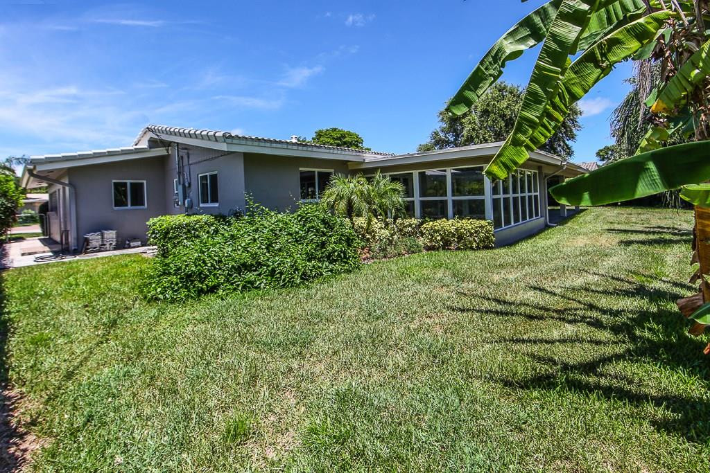 2218 Northeast 31st Street Lighthouse Point, FL 33064 - Photo 21 of 37 Photo 22