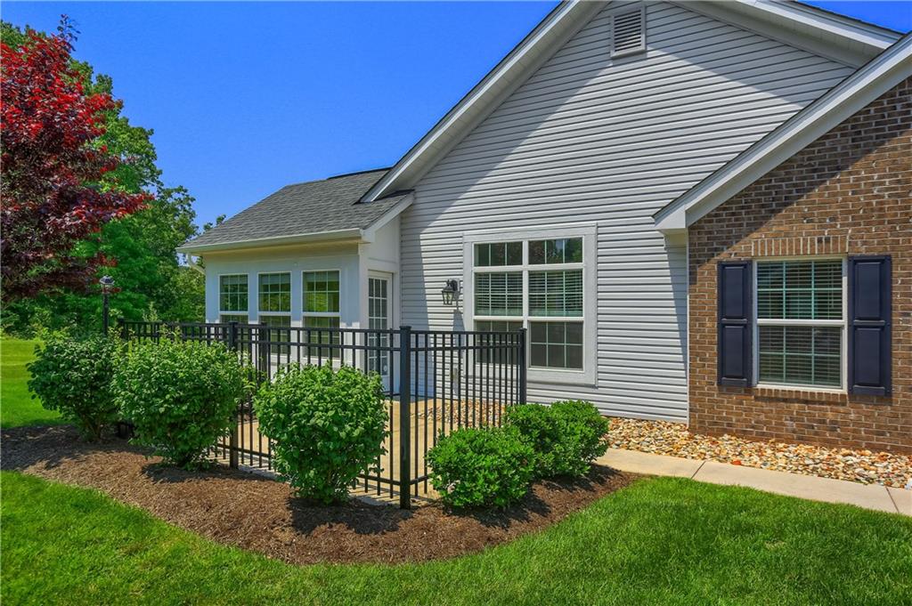 705 Spring Valley Drive Zelienople, PA 16063 - Photo 31 of 34 a house that has a garden