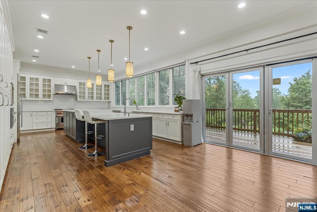 8 Oratam Road Upper Saddle River, NJ 07458 - Photo 14 of 34