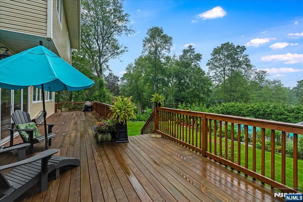 8 Oratam Road Upper Saddle River, NJ 07458 - Photo 28 of 34