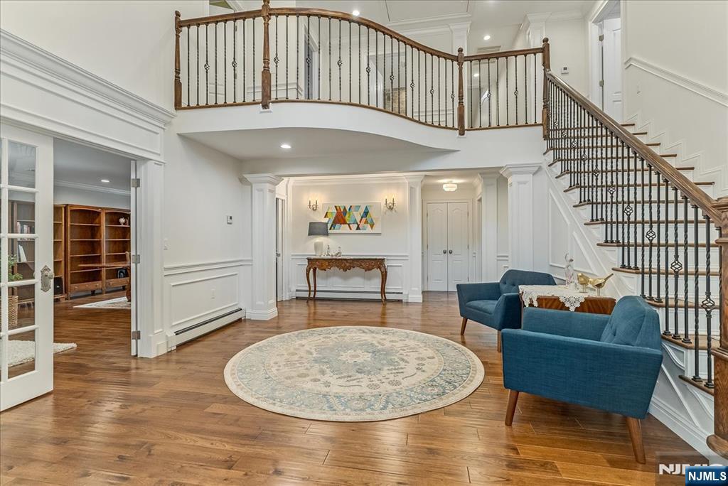 8 Oratam Road Upper Saddle River, NJ 07458 - Photo 3 of 34