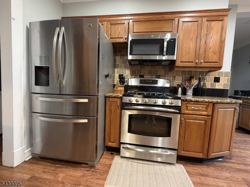 88 Edgemont Road Montclair, NJ 07043 - Photo 17 of 49