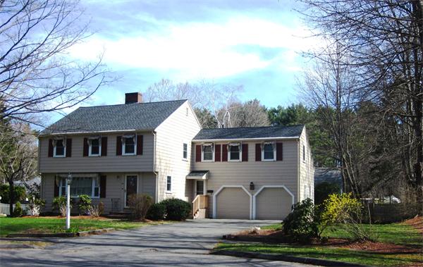 10 Carol Ann Road Lynnfield, MA 01940 - Photo 1 of 24 Gallery Image 1