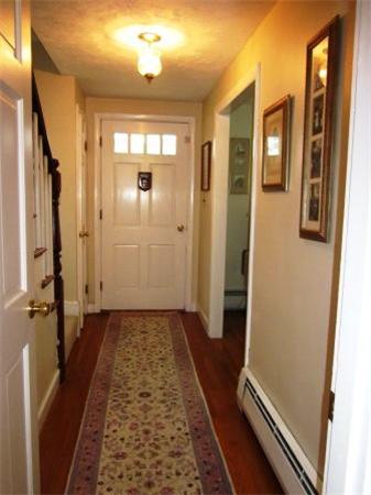 10 Carol Ann Road Lynnfield, MA 01940 - Photo 6 of 24 Gallery Image 6