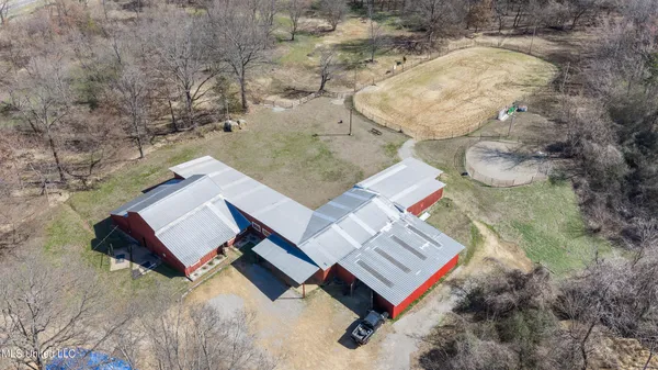 $675,000 | 9142 Mineral Wells Road, Olive Branch, MS 38654