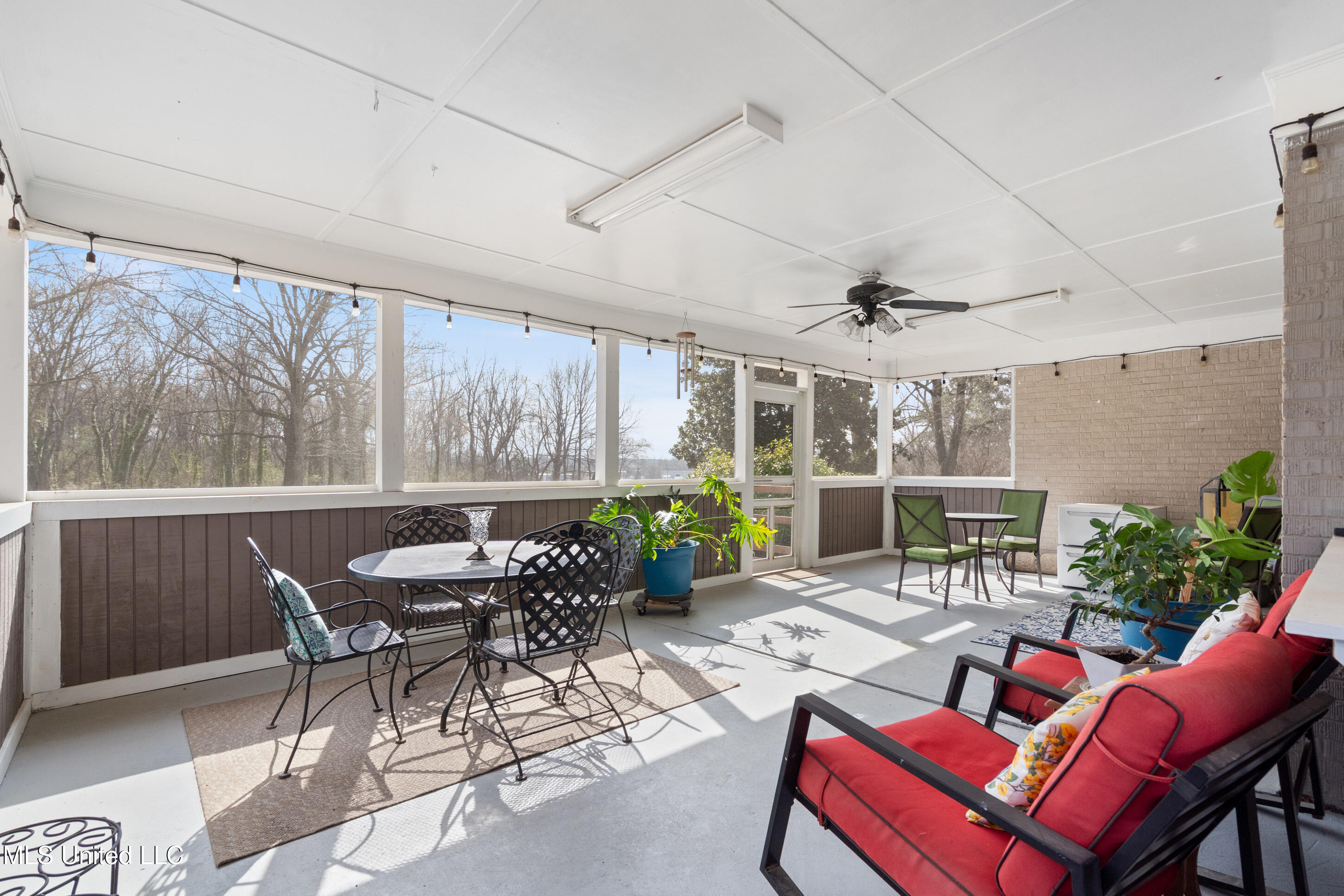 9142 Mineral Wells Road Olive Branch, MS 38654 - Photo 38 of 68 Screened Porch