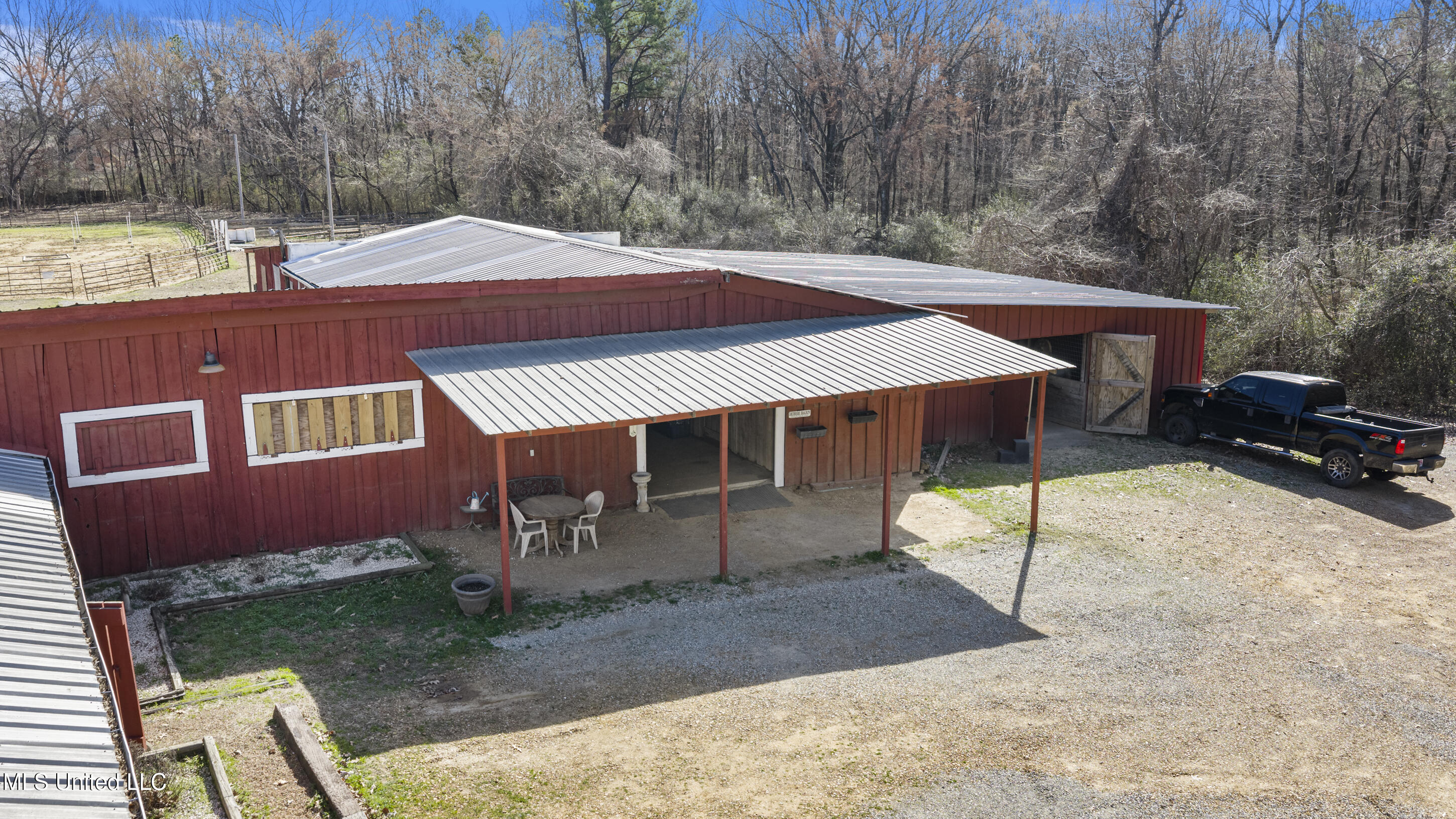 9142 Mineral Wells Road Olive Branch, MS 38654 - Photo 4 of 68 dji_20260220105637_0141_d