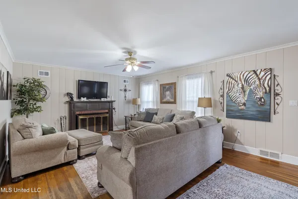 $675,000 | 9142 Mineral Wells Road, Olive Branch, MS 38654