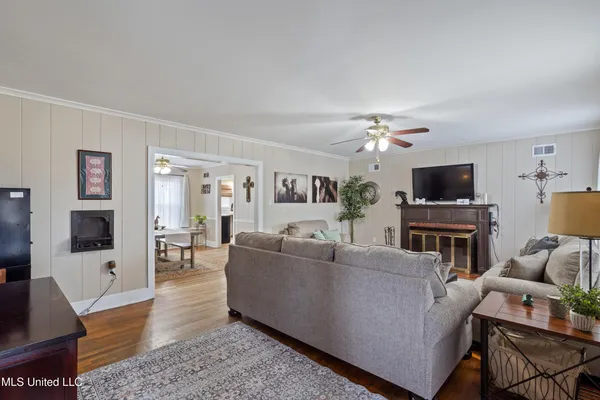 $675,000 | 9142 Mineral Wells Road, Olive Branch, MS 38654