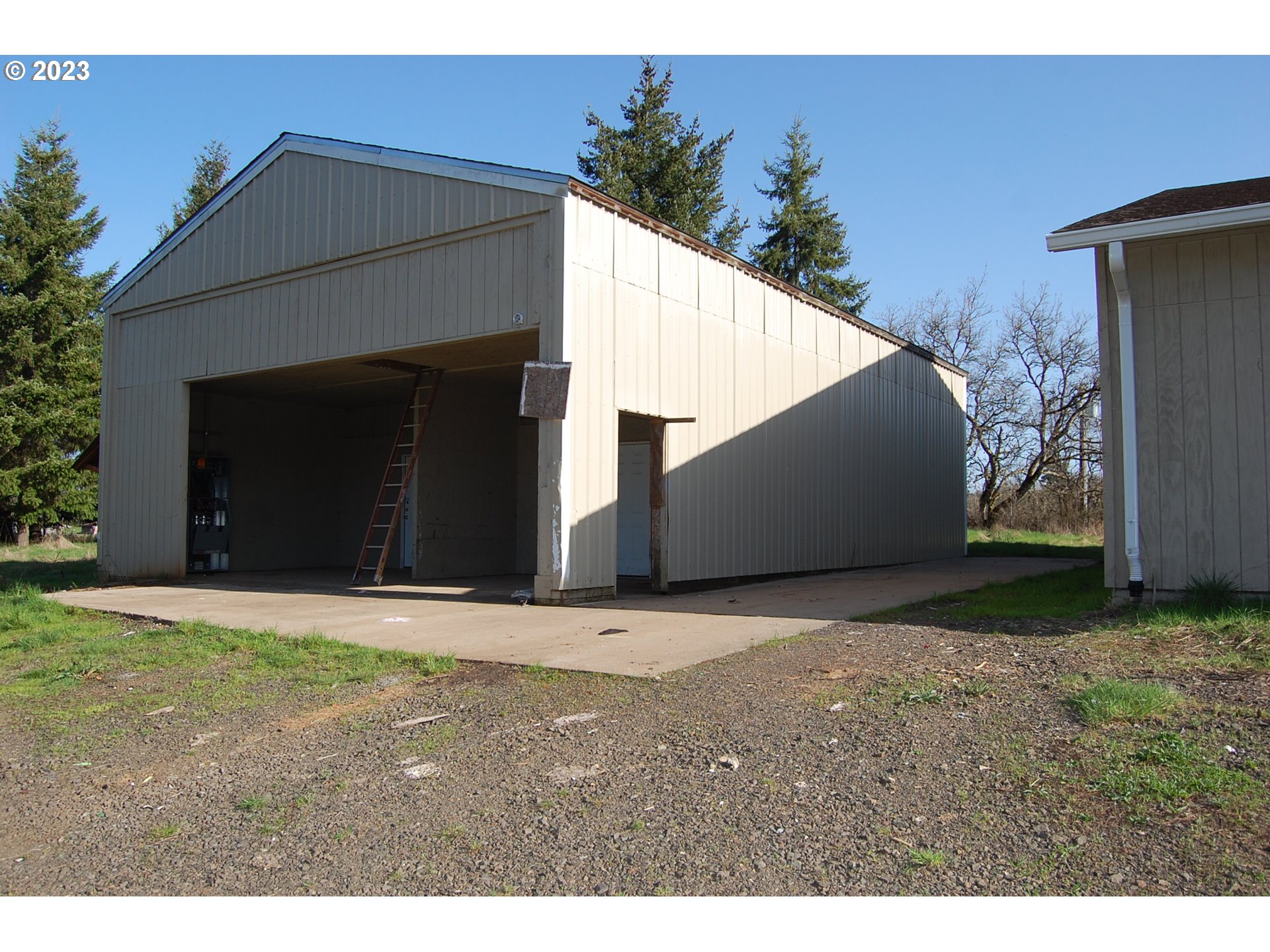 5145 Red Prairie Road Sheridan, OR 97378 - Photo 23 of 43 a view of outdoor space and yard