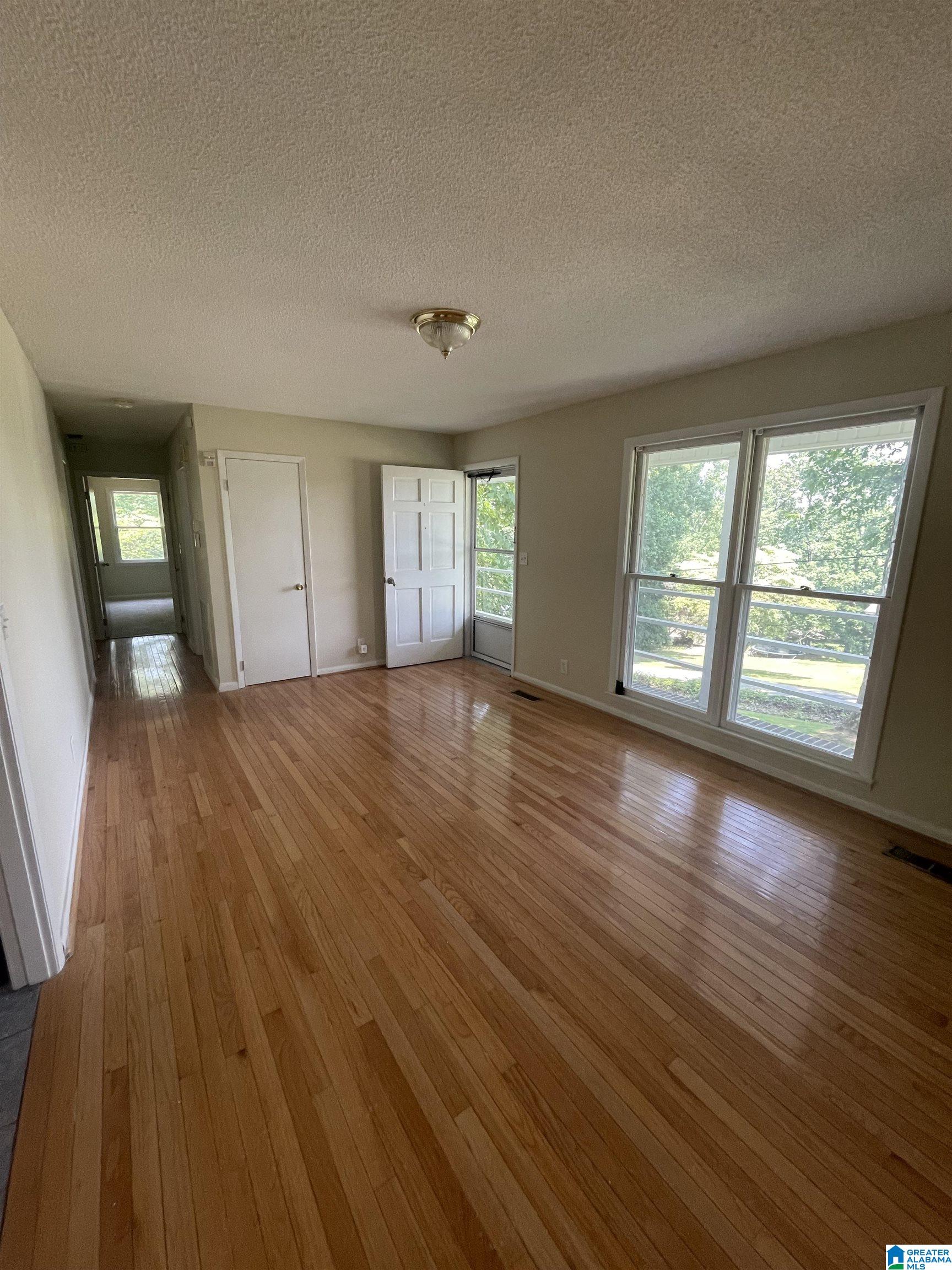 103 Midway Road Oneonta, AL 35121 - Photo 2 of 31