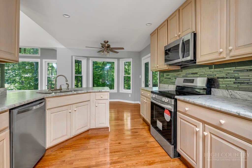 482 Guy Ford Road Sugar Grove, NC 28679 - Photo 15 of 33
