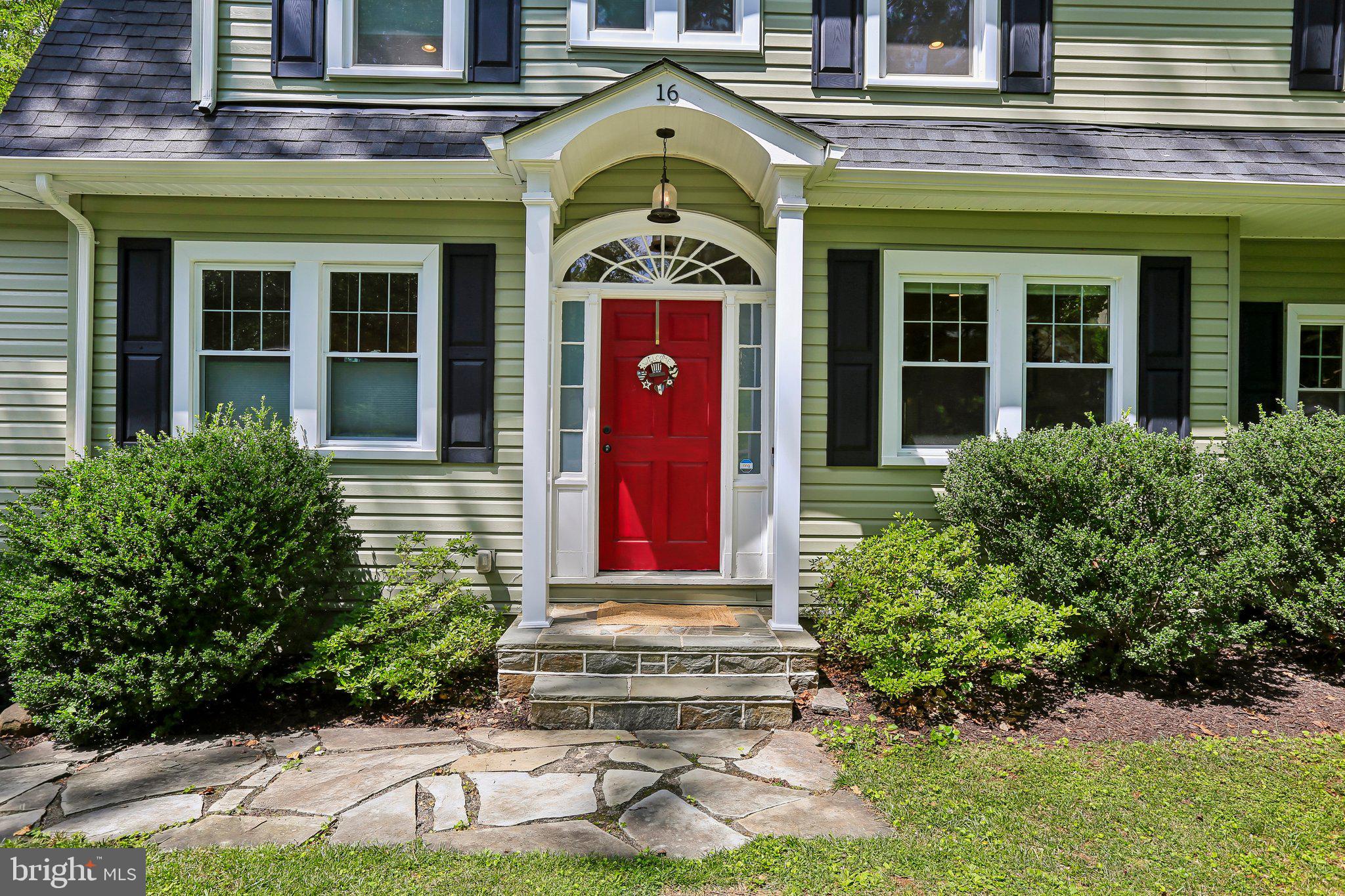 16 Overhill Road Catonsville, MD 21228 - Photo 4 of 47 Entrance