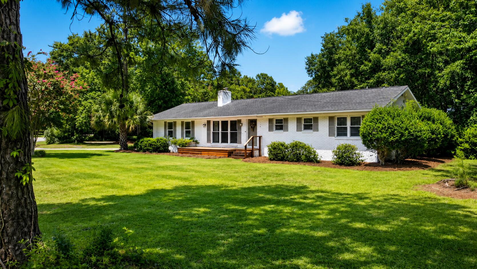 114 Reynolds Road Summerville, SC 29483 - Photo 1 of 55 536467B1-D81B-49C3-831A-1F1315838343