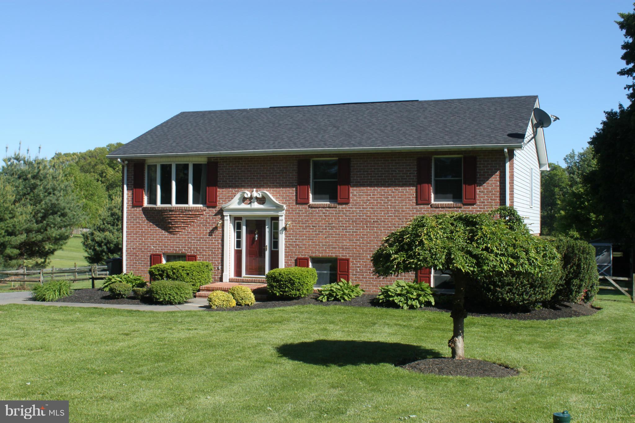 2923 Bird View Road Westminster, MD 21157 - Photo 1 of 18 Exterior (Front)