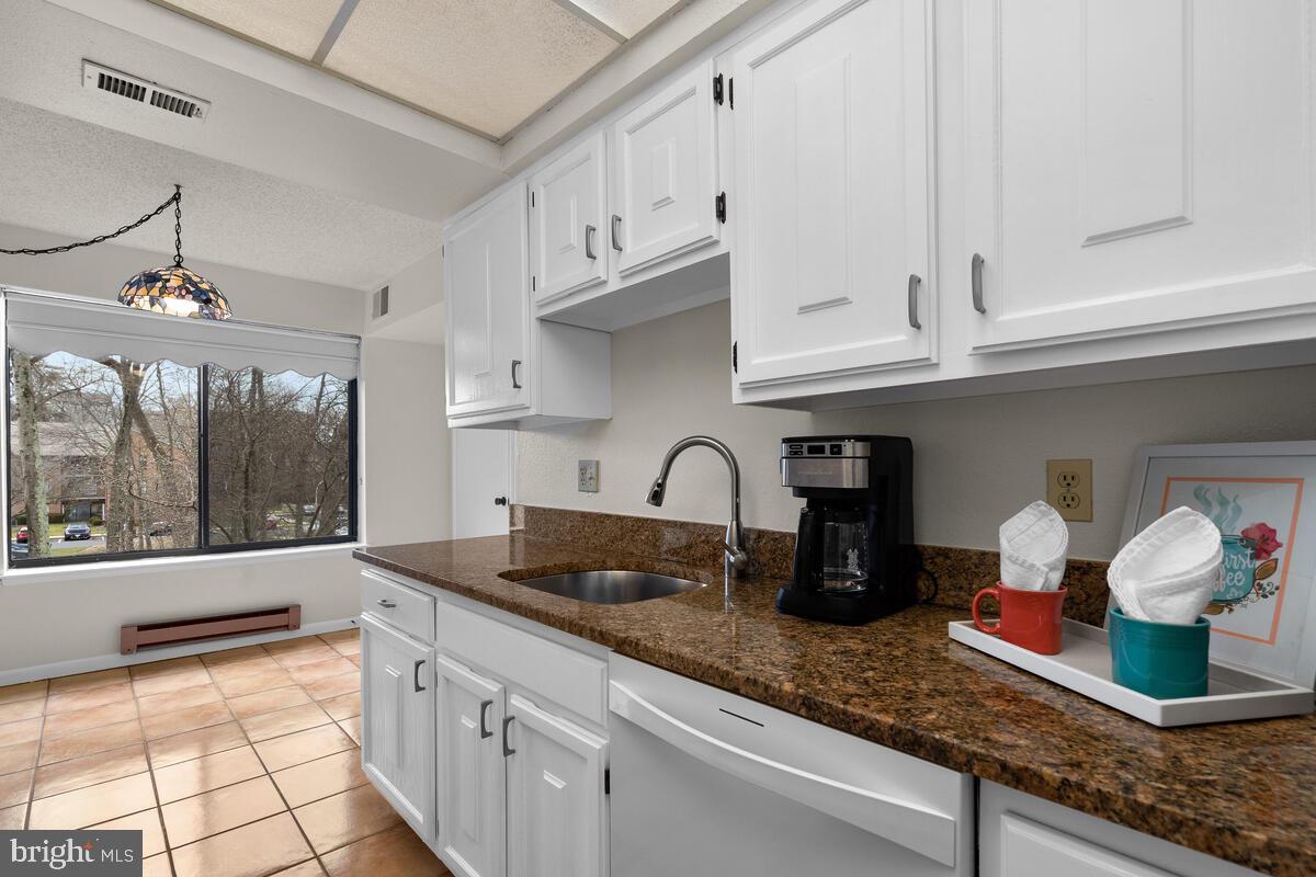 15311 Beaverbrook Court, Unit 902D Silver Spring, MD 20906 - Photo 16 of 30 Updated Stainless Hardware
