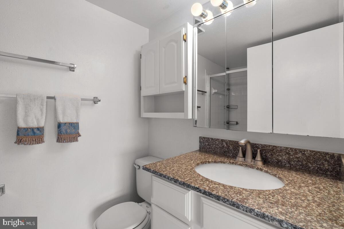 15311 Beaverbrook Court, Unit 902D Silver Spring, MD 20906 - Photo 23 of 30 Updated Primary En Suite Full Bath