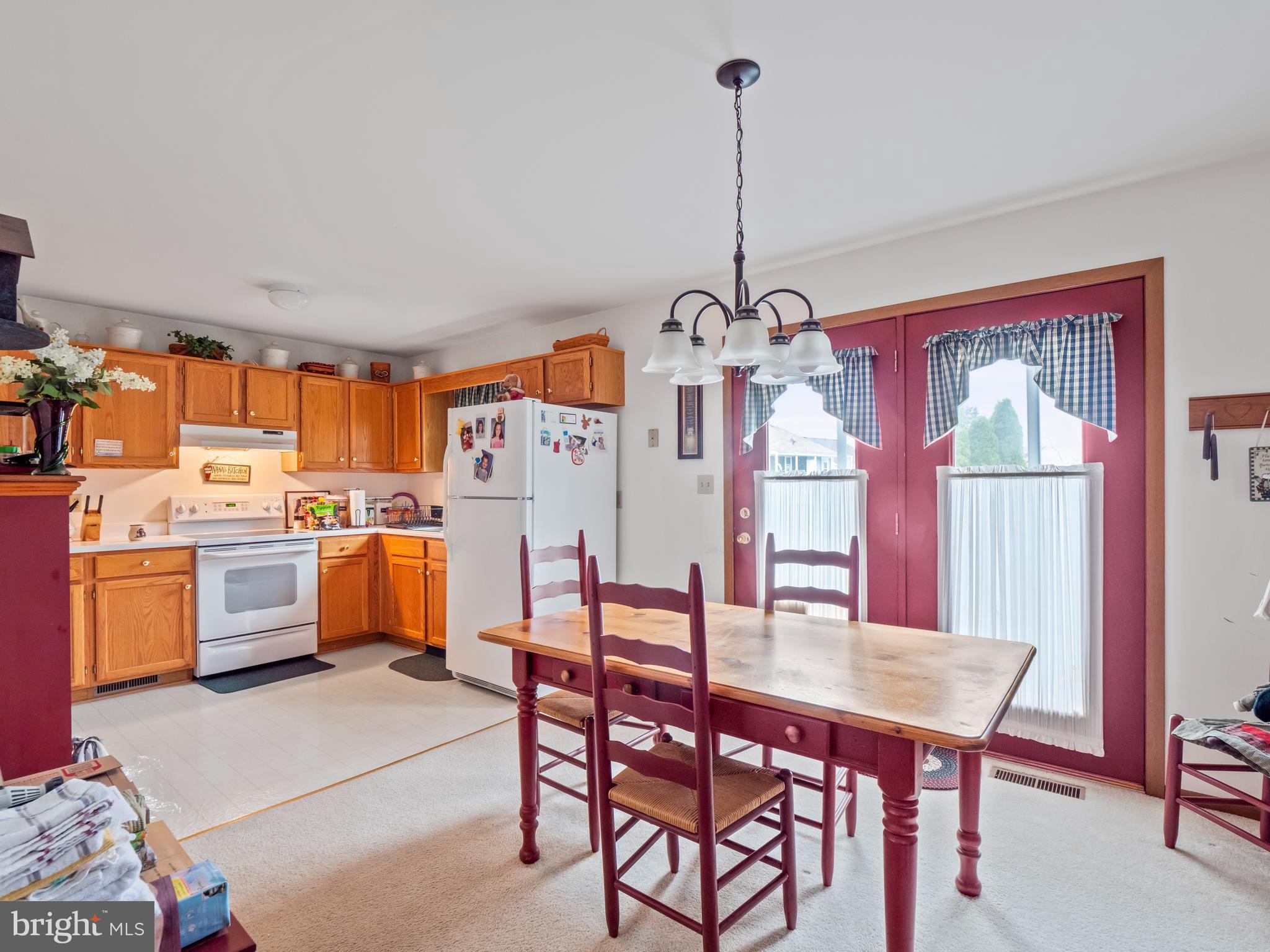 372 Nottingham Road Hagerstown, MD 21740 - Photo 3 of 18