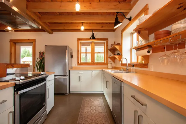 $399,000 | 543 Boyce Road, Williamstown, VT 05679