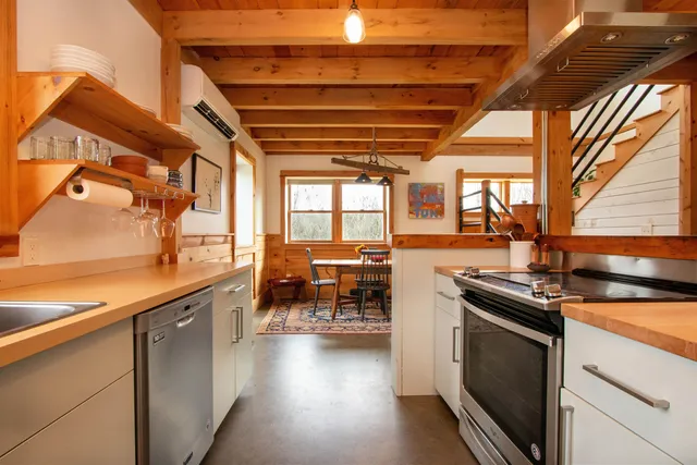 $399,000 | 543 Boyce Road, Williamstown, VT 05679