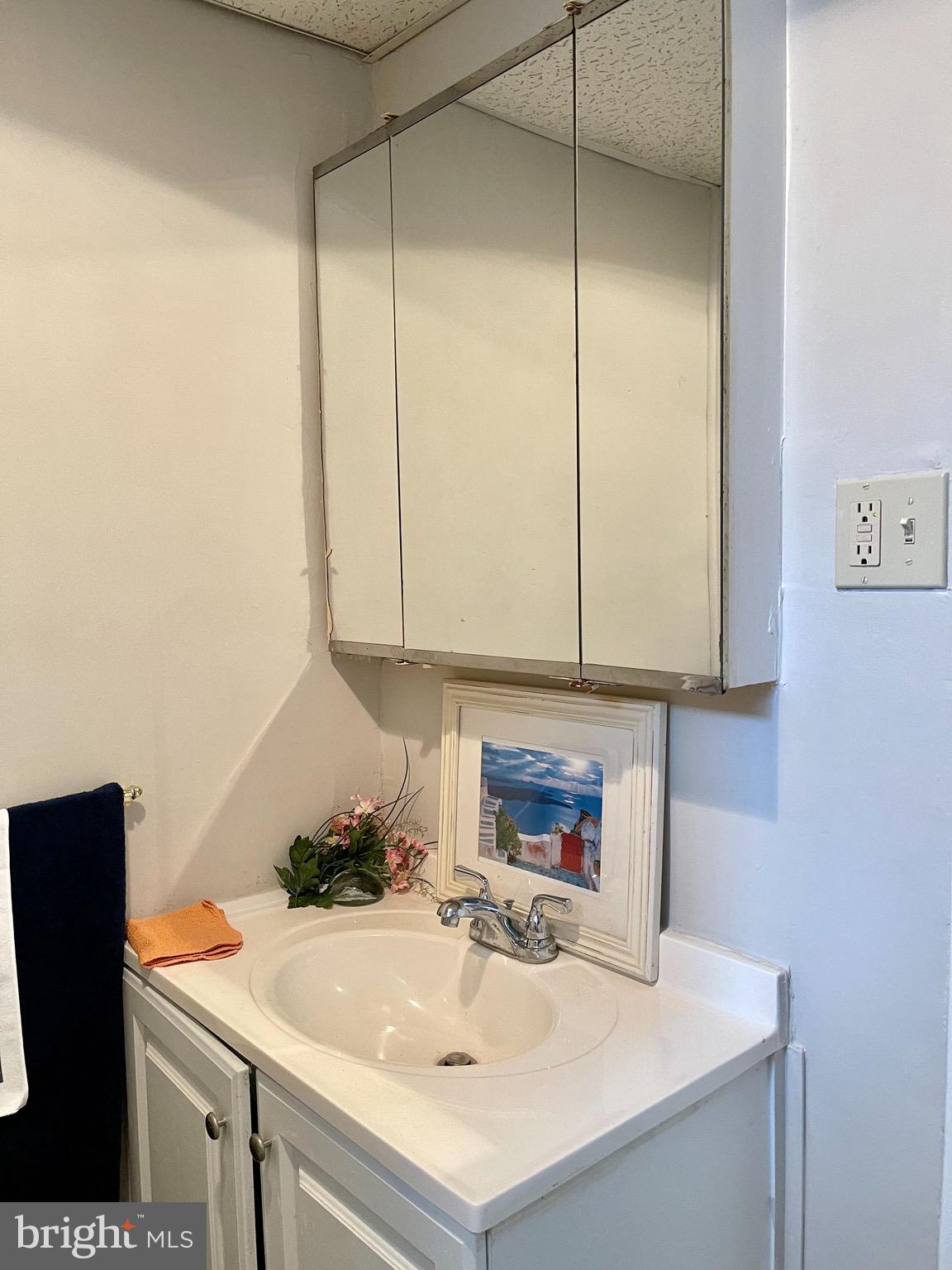 552 Wiltshire Road Upper Darby, PA 19082 - Photo 39 of 49