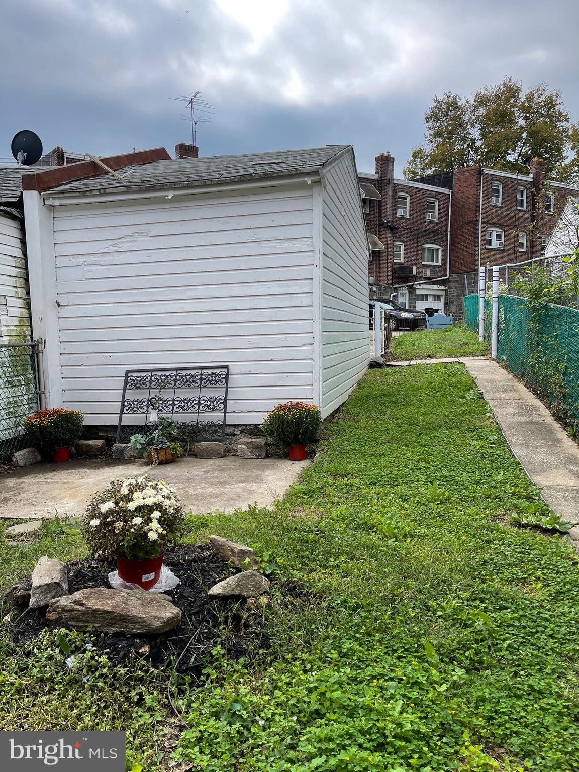 552 Wiltshire Road Upper Darby, PA 19082 - Photo 46 of 49