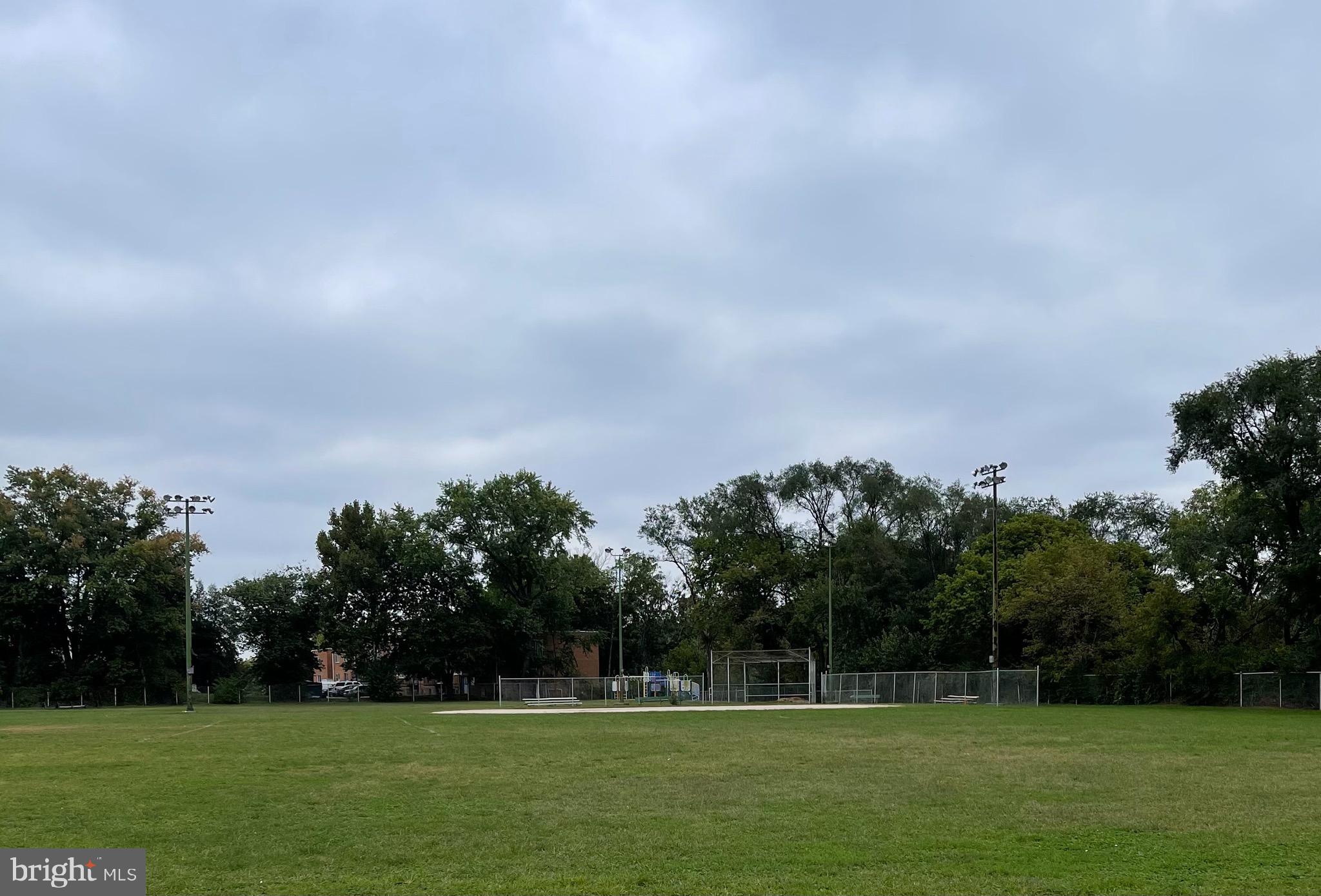 552 Wiltshire Road Upper Darby, PA 19082 - Photo 48 of 49