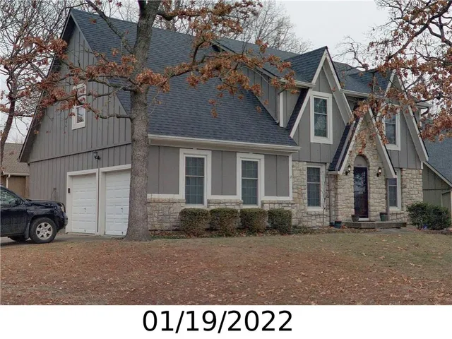 $405,000 | 14512 West 69th Street, Shawnee, KS 66216