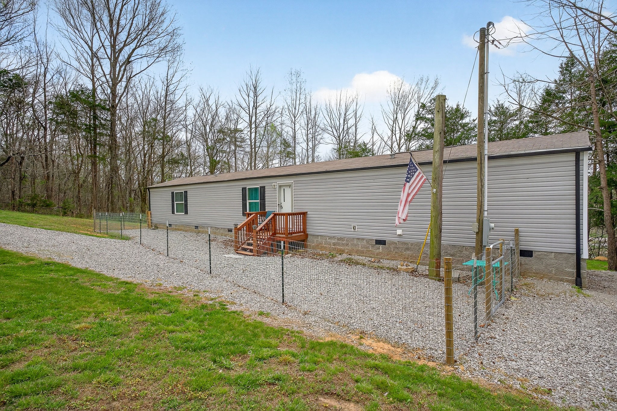 1237 Ridge Road Quebeck, TN 38579 - Photo 41 of 47 a view of a backyard with a tree