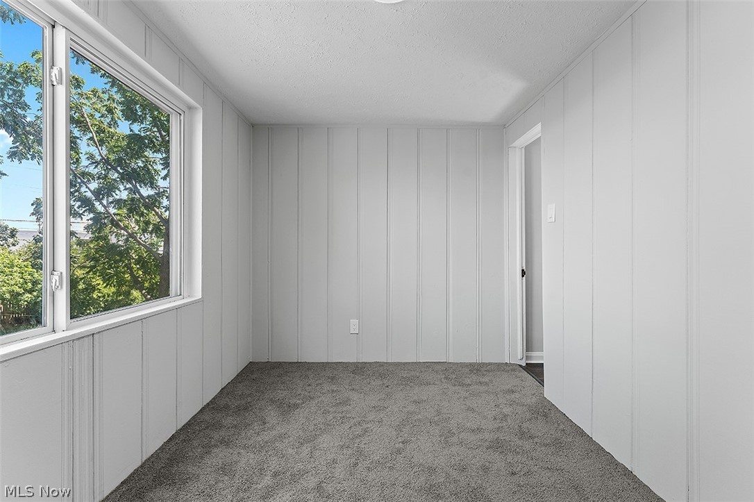 3083 Joslyn Road Cleveland, OH 44111 - Photo 24 of 35 Gallery Image 24