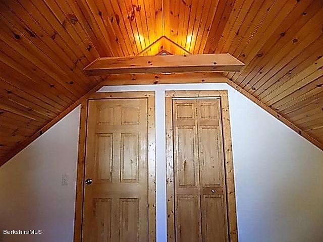60 Ridgeway Avenue Pittsfield, MA 01201 - Photo 16 of 28 16 Bed 4c