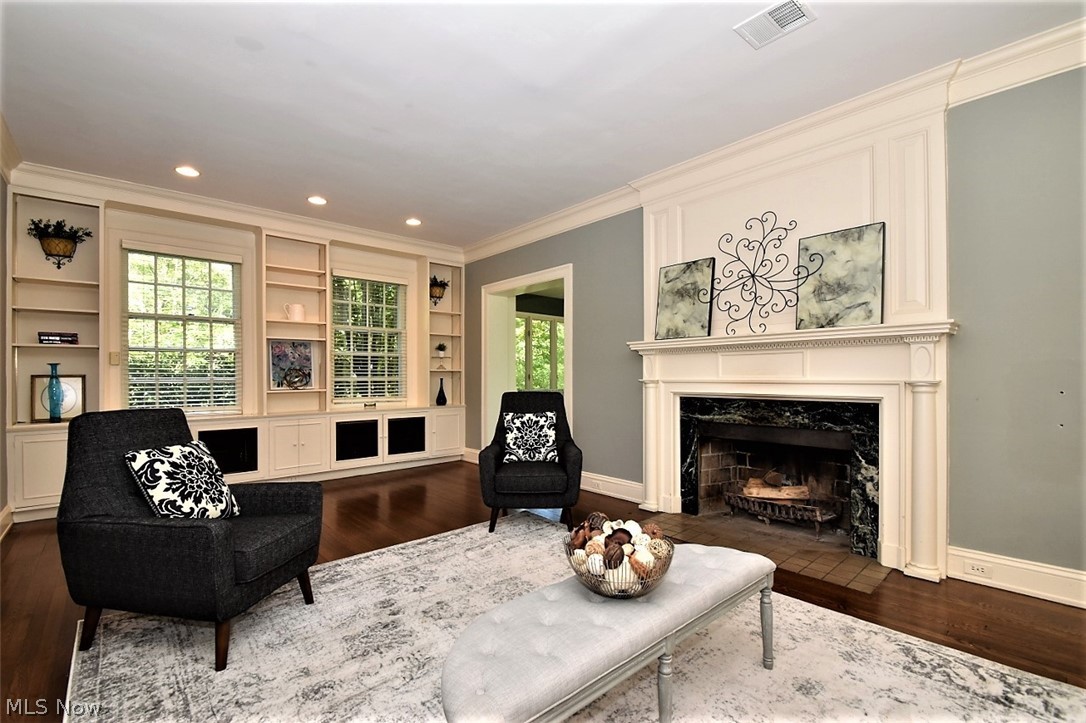 2841 Weybridge Road Cleveland, OH 44120 - Photo 5 of 35 Gallery Image 5
