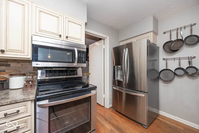 $340,000 | 9201 Warwick Road, Indianapolis, IN 46240