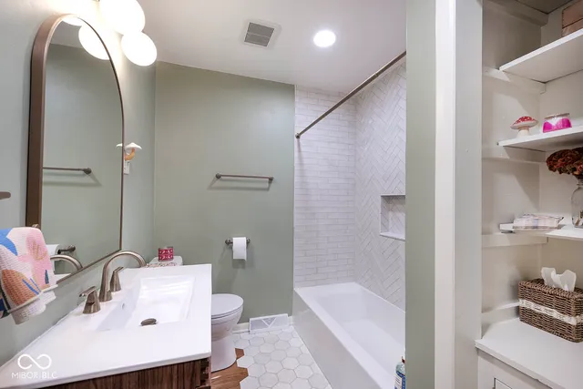 $340,000 | 9201 Warwick Road, Indianapolis, IN 46240