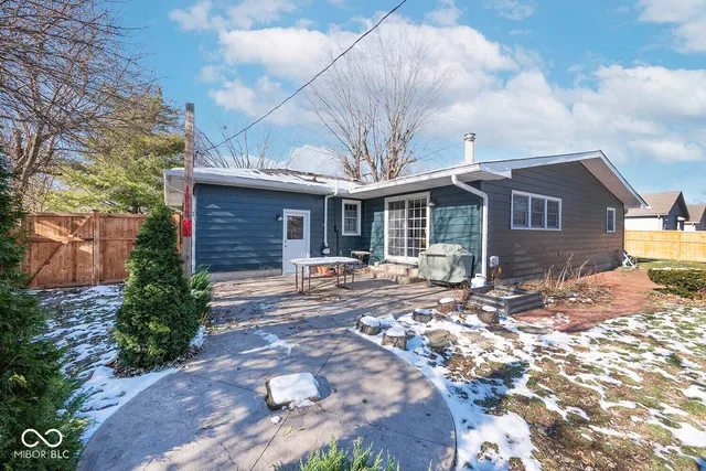 $340,000 | 9201 Warwick Road, Indianapolis, IN 46240