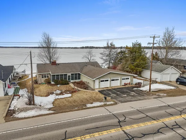 $499,000 | 5403 East M-55, Cadillac, MI 49601