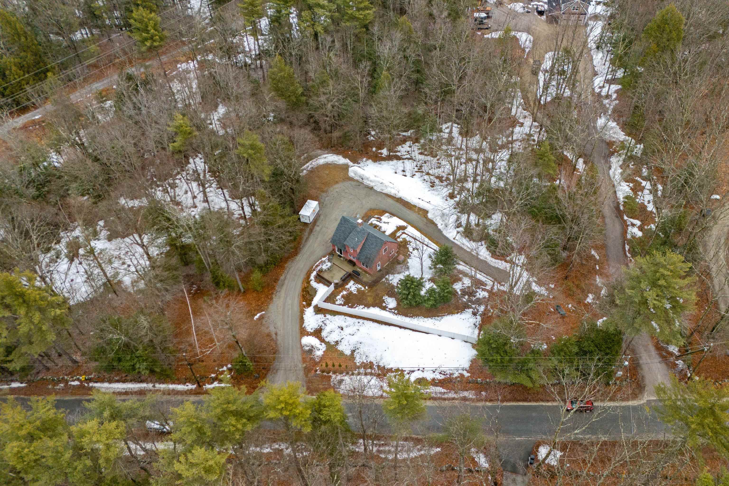 133 Reservoir Road Deering, NH 03244 - Photo 5 of 45