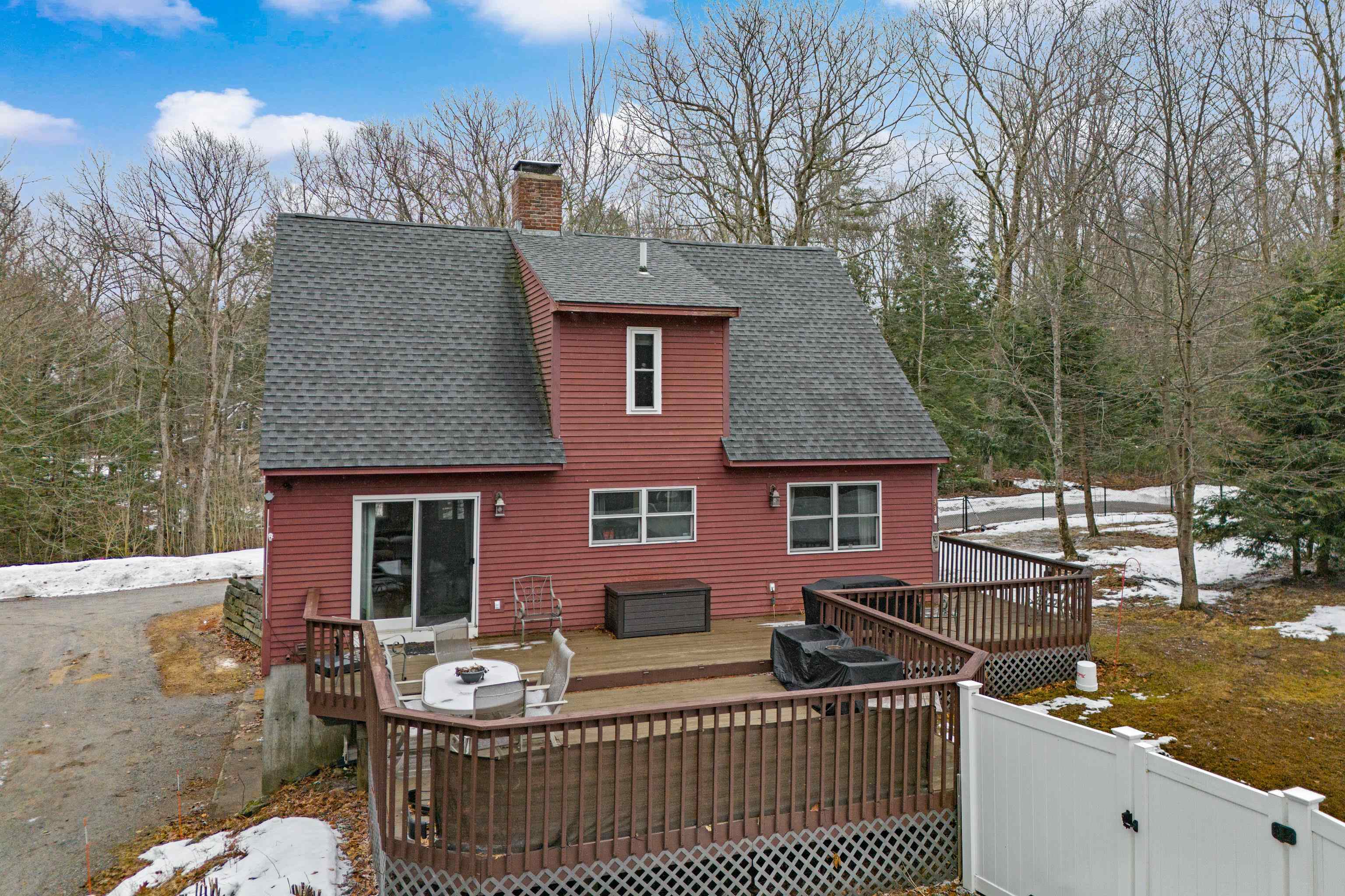 133 Reservoir Road Deering, NH 03244 - Photo 7 of 45