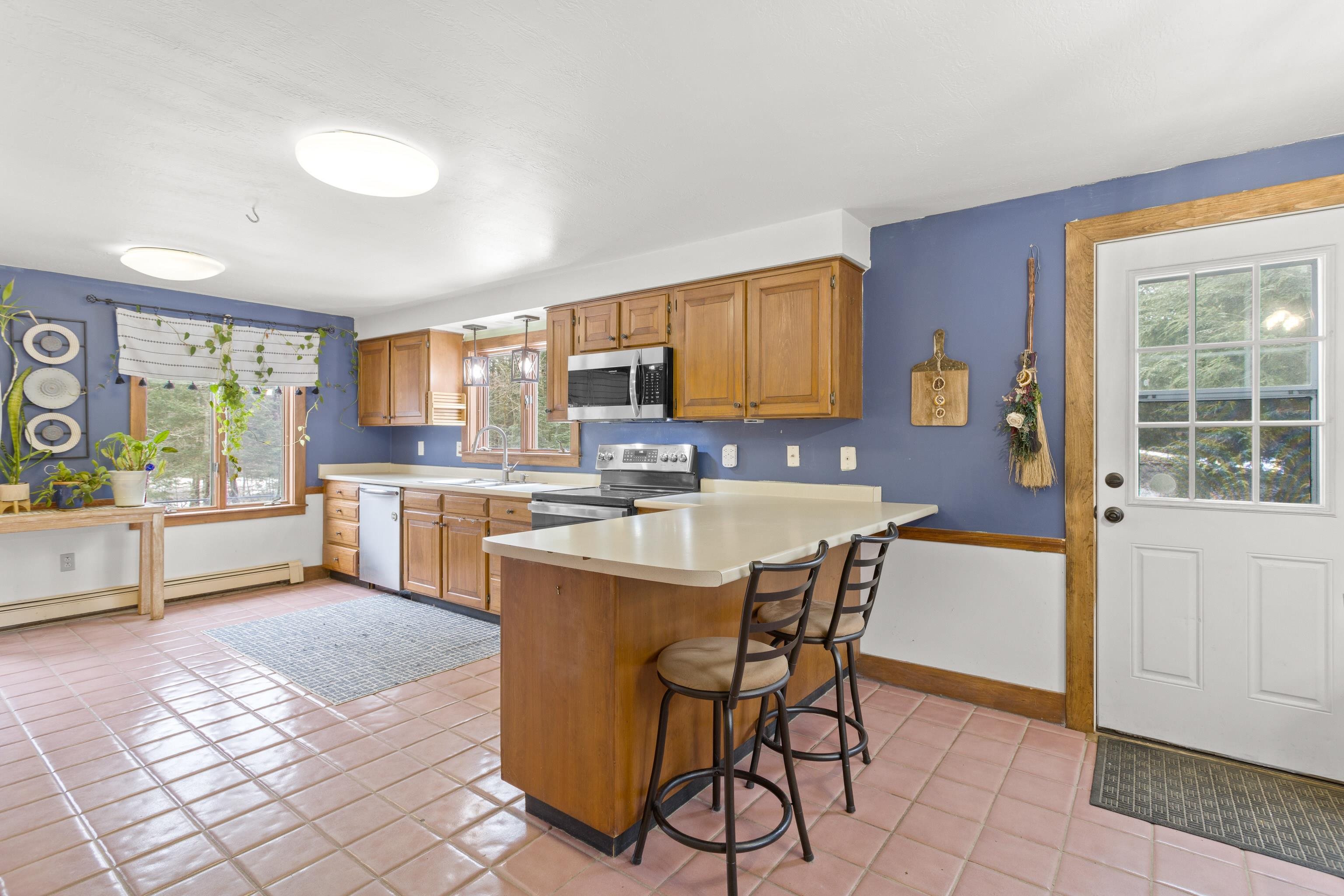 133 Reservoir Road Deering, NH 03244 - Photo 9 of 45