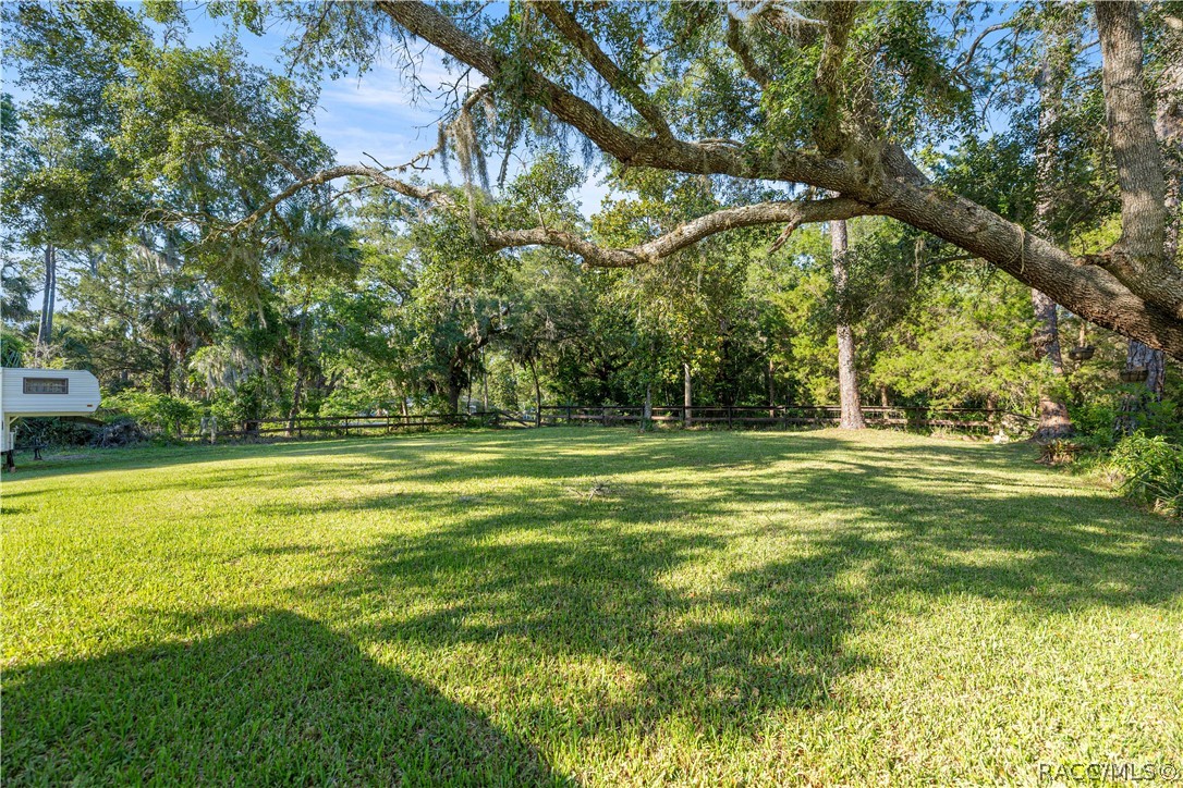 25 64th Street Yankeetown, FL 34498 - Photo 2 of 29