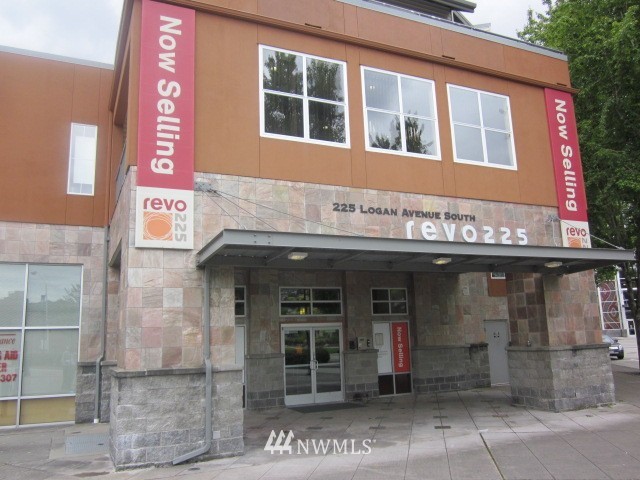 225 Logan Avenue South, Unit 109 Renton, WA 98057 - Photo 1 of 1