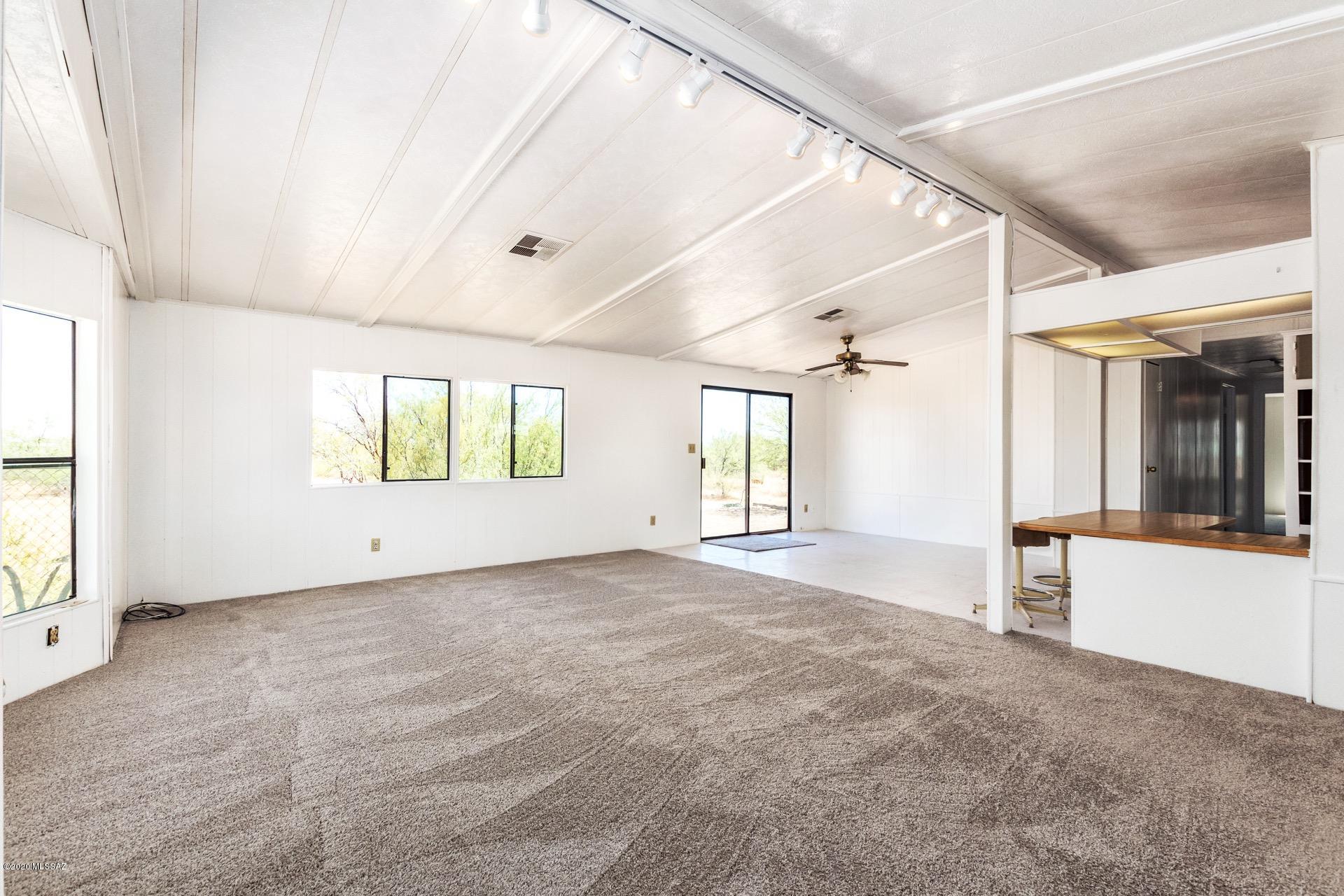 17542 West Picacho Road Marana, AZ 85653 - Photo 5 of 29